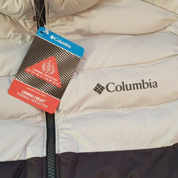 Omni-Heat White Out Vest - Picture 2 of 9